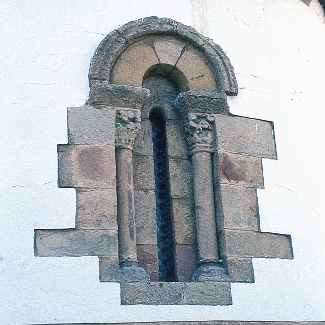 Abside de Santa María de Leorio