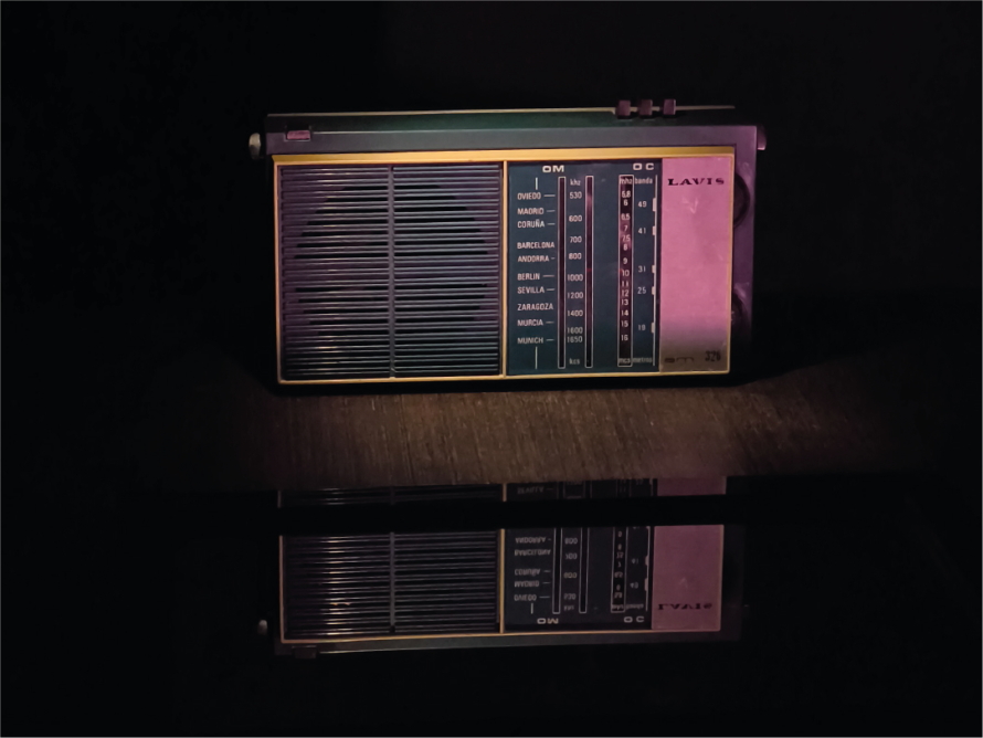 CÁPSULA RADIO. "La tercera luz"